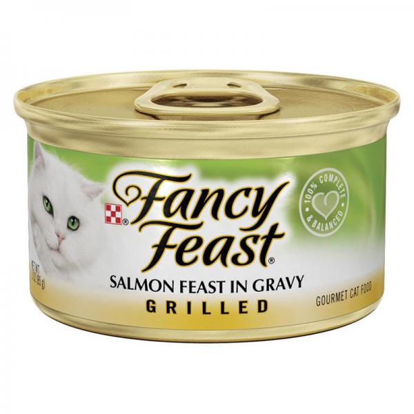 Purina Fancy Feast Grilled Salmon Feast in Gravy Cat Food 3 oz. Can